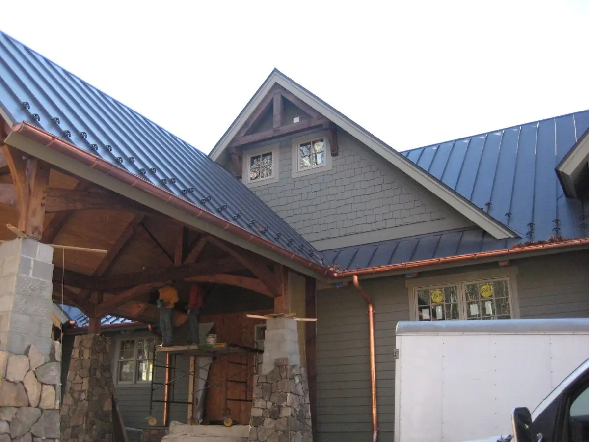 Craftsman Roofing team delivering quality roofing work in Circleville